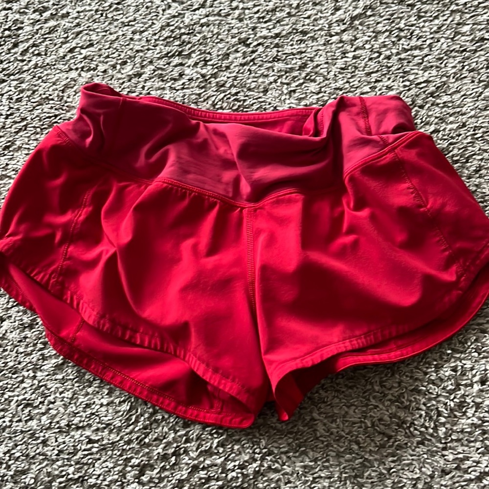 GUC  Size 0 red Speed Up Lululemon shorts